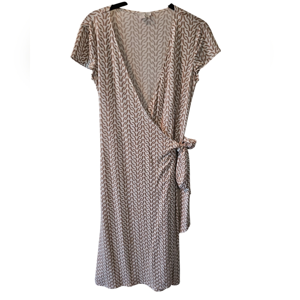 Cream/Beige & White Patterned Wrap Dress